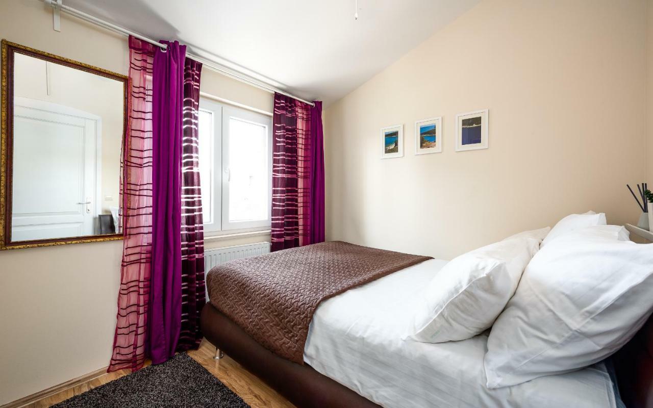 פולה Apartment Lungomare מראה חיצוני תמונה